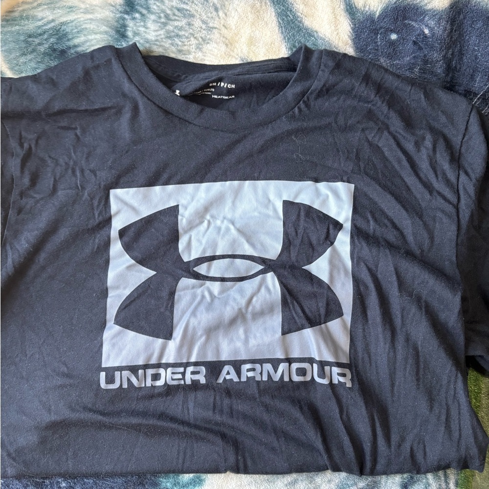 Under Armour Men's Dark Gray Logo Tee